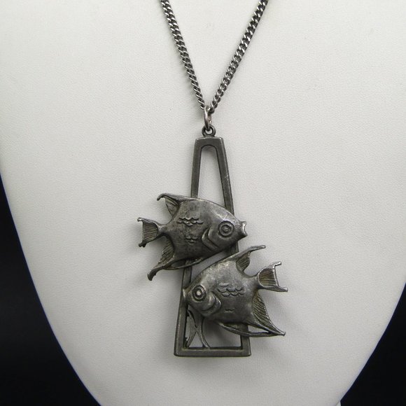 Vintage Cathedral Pewter Necklace Pisces Fish Pendant Horoscope Artisan 30" - Picture 4 of 4